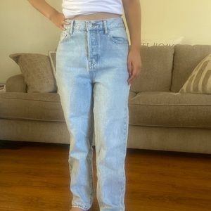 High Rise Straight Light blue jeans